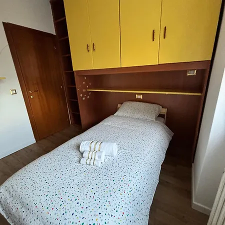 Trilo Comfort & Stile Giulia House Διαμέρισμα *